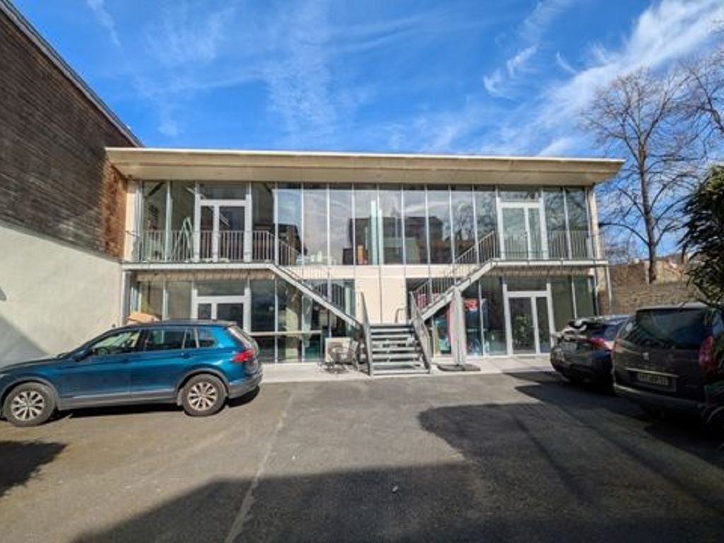 Appartement Local professionnel IVRY SUR SEINE 2403€ C3Z-IMMOBILIER Appartement Local professionnel IVRY SUR SEINE 2403€ C3Z-IMMOBILIER