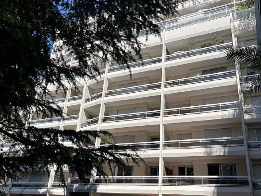 Appartement F2 NOGENT SUR MARNE 437000€ C3Z-IMMOBILIER Appartement F2 NOGENT SUR MARNE 437000€ C3Z-IMMOBILIER